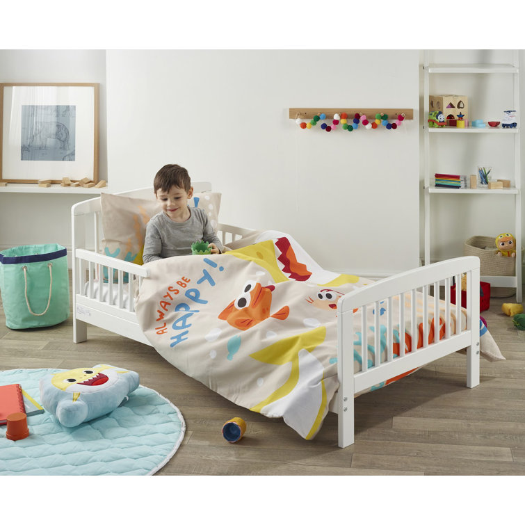 Kinder valley cot 2025 & mattress bundle